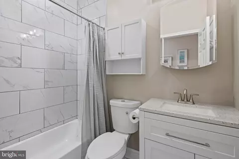 Bath - 2204 E Chase St, Baltimore, MD 21213 photo 1 of 5