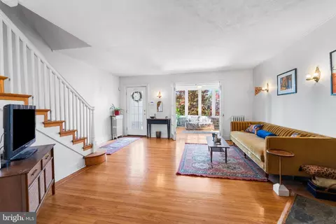 902 E 36th St, Baltimore, MD 21218 photo 7