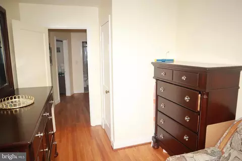 Bedroom - 4628 Parkside Dr, Baltimore, MD 21206 photo 5 of 6