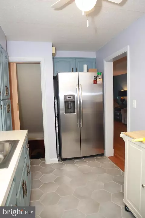 Kitchen - 4628 Parkside Dr, Baltimore, MD 21206 photo 1 of 2