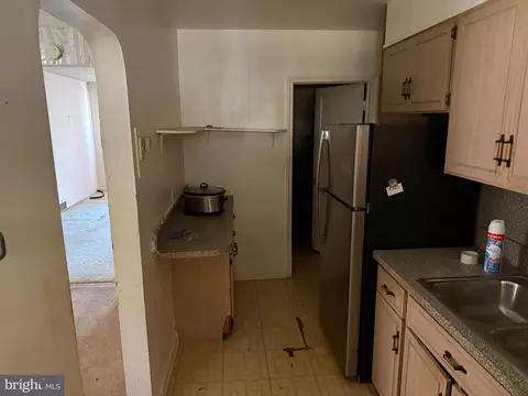 3720 Bartwood Rd, Baltimore, MD 21215 photo 5