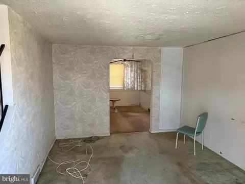 3720 Bartwood Rd, Baltimore, MD 21215 photo 7