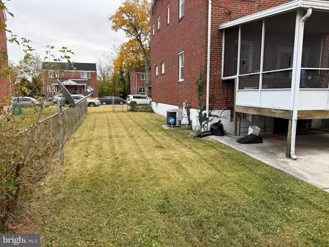 3720 Bartwood Rd, Baltimore, MD 21215 photo 2