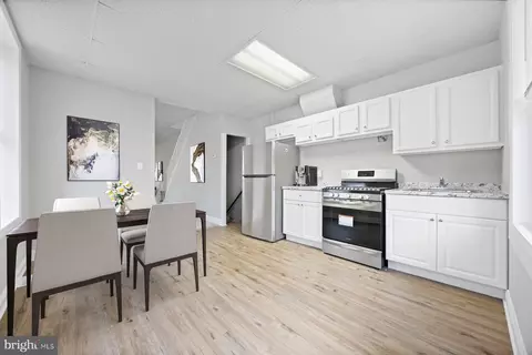 Entry Way - 601 N Decker Ave, Baltimore, MD 21205 photo 2 of 3