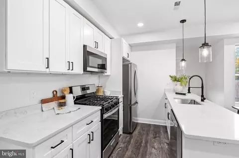 1017 Darley Ave, Baltimore, MD 21218 photo 8