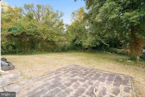 Exterior - 4000 Echodale Ave, Baltimore, MD 21206 photo 3 of 3