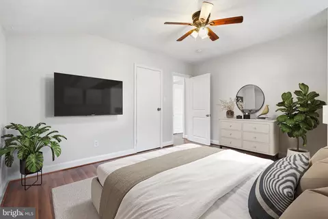 Bedroom - 4000 Echodale Ave, Baltimore, MD 21206 photo 6 of 6