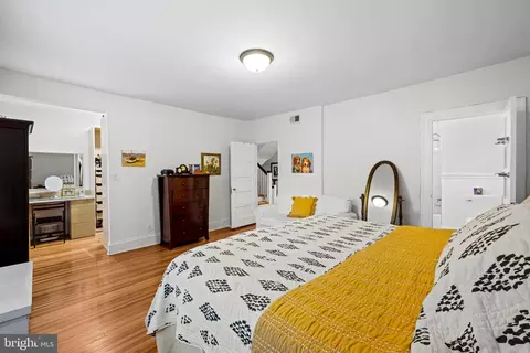 Bedroom - 3932 Cloverhill Rd, Baltimore, MD 21218 photo 2 of 7