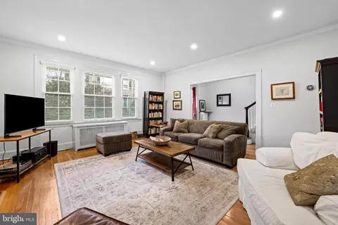 Living - 3932 Cloverhill Rd, Baltimore, MD 21218 photo 2 of 2
