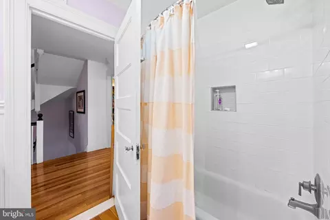 Bath - 3932 Cloverhill Rd, Baltimore, MD 21218 photo 2 of 3