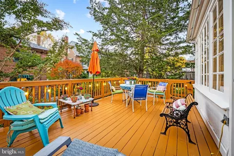 Exterior - 3932 Cloverhill Rd, Baltimore, MD 21218 photo 6 of 8