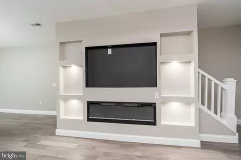 Living - 602 E 38th St, Baltimore, MD 21218 photo 2 of 5