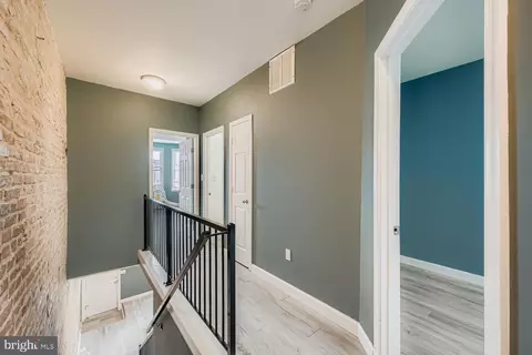 Entry Way - 2932 Mcelderry St, Baltimore, MD 21205 photo 7 of 8