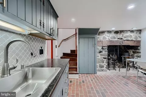 Entry Way - 2500 Pickwick Rd, Baltimore, MD 21207 photo 2 of 6