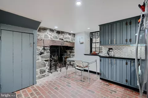 Kitchen - 2500 Pickwick Rd, Baltimore, MD 21207 photo 4 of 4