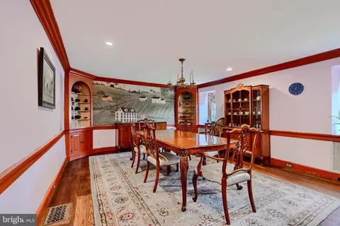 Dining - 2500 Pickwick Rd, Baltimore, MD 21207 photo 1 of 5
