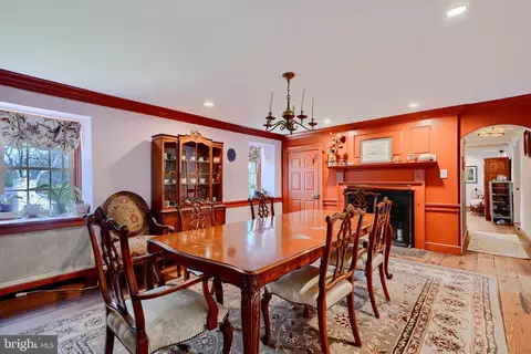 Dining - 2500 Pickwick Rd, Baltimore, MD 21207 photo 2 of 5