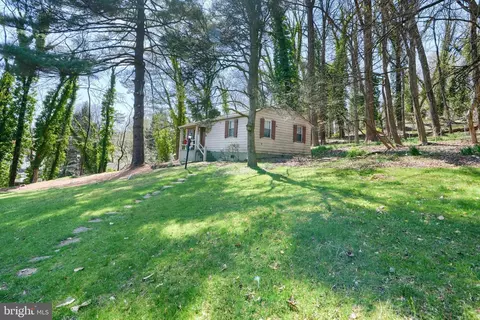 Exterior - 2500 Pickwick Rd, Baltimore, MD 21207 photo 10 of 12