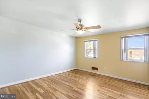 4863 Melbourne Rd, Baltimore, MD 21229 photo 19