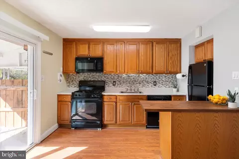 4863 Melbourne Rd, Baltimore, MD 21229 photo 12