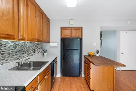 4863 Melbourne Rd, Baltimore, MD 21229 photo 14