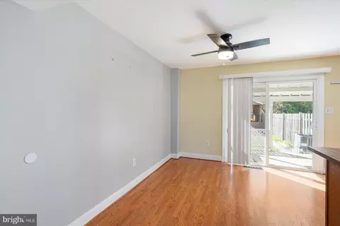 4863 Melbourne Rd, Baltimore, MD 21229 photo 9