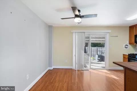 4863 Melbourne Rd, Baltimore, MD 21229 photo 10
