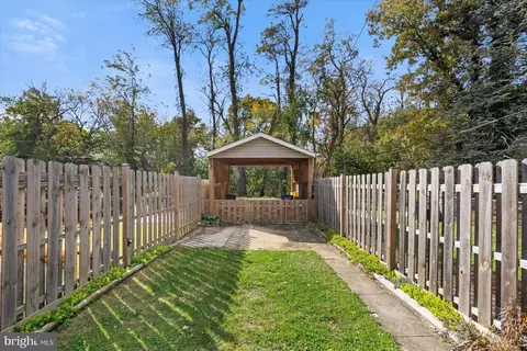 4863 Melbourne Rd, Baltimore, MD 21229 photo 32