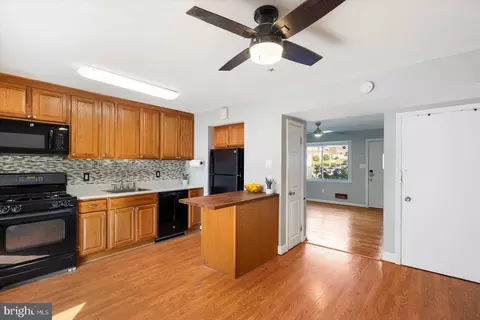 4863 Melbourne Rd, Baltimore, MD 21229 photo 11