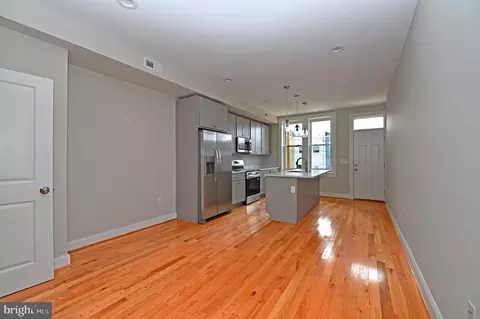 2247 E Biddle St, Baltimore, MD 21213