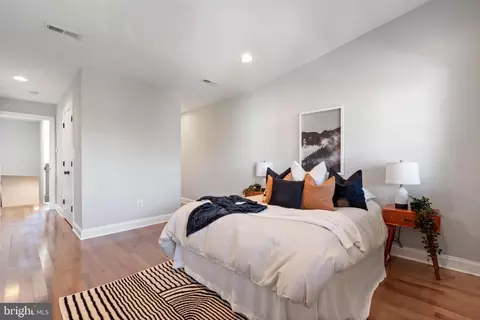 Bedroom - 229 S Wolfe St, Baltimore, MD 21231 photo 4 of 4