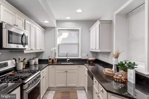 Kitchen - 229 S Wolfe St, Baltimore, MD 21231 photo 2 of 3