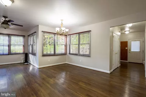 Living - 3306 Labyrinth Rd, Baltimore, MD 21215 photo 5 of 13