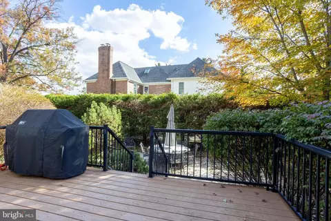 Exterior - 3306 Labyrinth Rd, Baltimore, MD 21215 photo 6 of 7