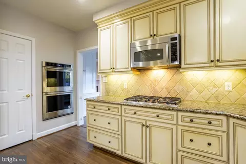 Kitchen - 3306 Labyrinth Rd, Baltimore, MD 21215 photo 5 of 7