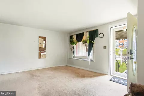 639 Lucia Ave, Baltimore, MD 21229