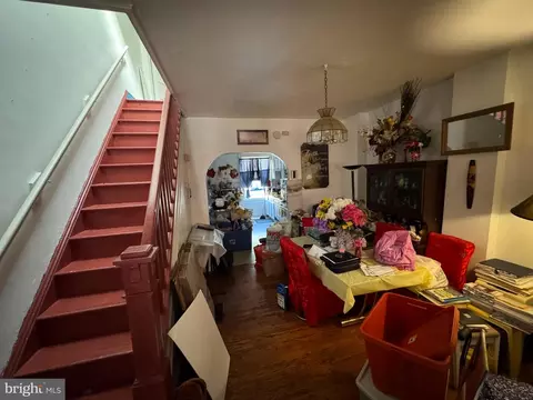 Entry Way - 3028 Chesterfield Ave, Baltimore, MD 21213 photo 2 of 5