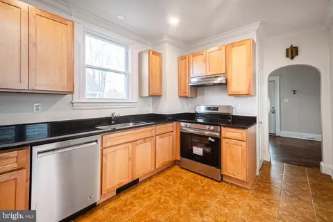 Kitchen - 3312 Glen Ave, Baltimore, MD 21215 photo 1 of 3