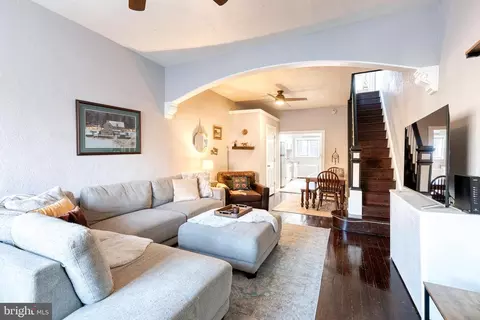 Entry Way - 3903 Hudson St, Baltimore, MD 21224 photo 1 of 8