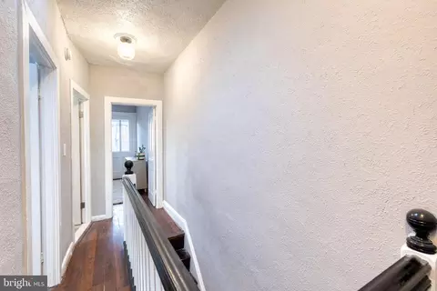 Entry Way - 3903 Hudson St, Baltimore, MD 21224 photo 5 of 8