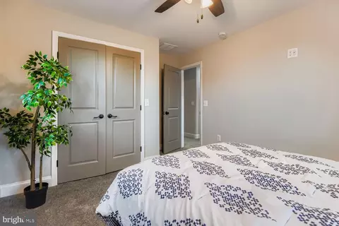 Bedroom - 2800 E Federal St, Baltimore, MD 21213 photo 2 of 4