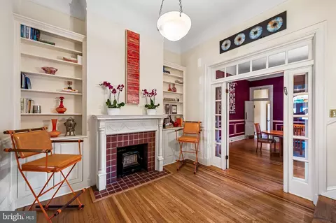Entry Way - 2446 Eutaw Pl, Baltimore, MD 21217 photo 5 of 12