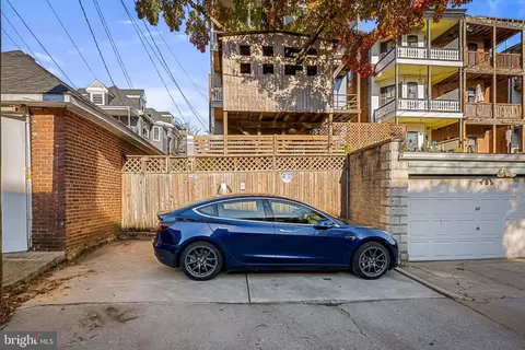 Exterior - 2446 Eutaw Pl, Baltimore, MD 21217 photo 14 of 16