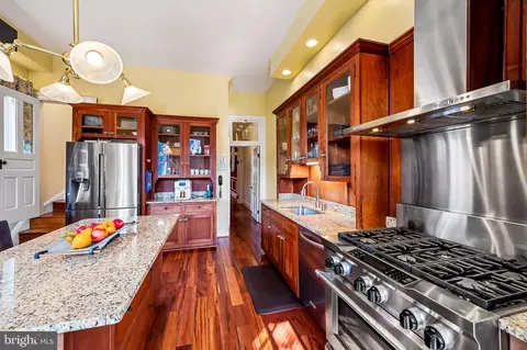 Kitchen - 2446 Eutaw Pl, Baltimore, MD 21217 photo 5 of 6