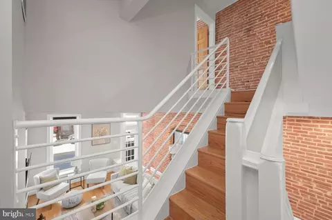 Entry Way - 1605 Light St, Baltimore, MD 21230 photo 7 of 8