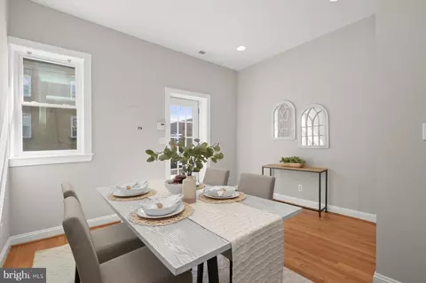 Dining - 1605 Light St, Baltimore, MD 21230 photo 1 of 3