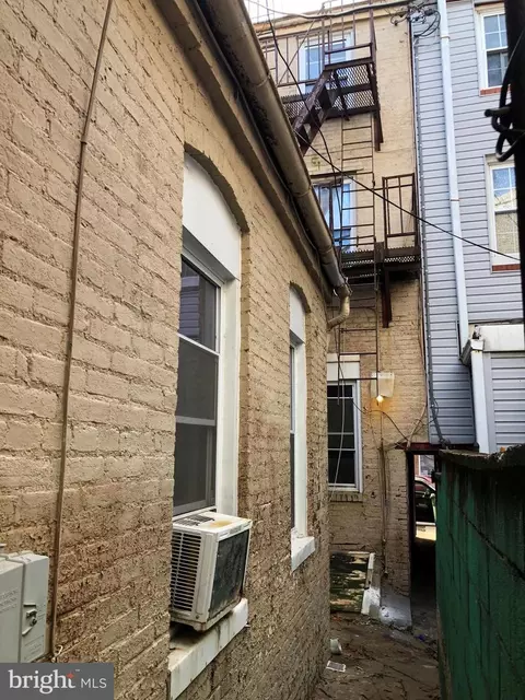 2204 Eastern Ave, Baltimore, MD 21231 photo 3
