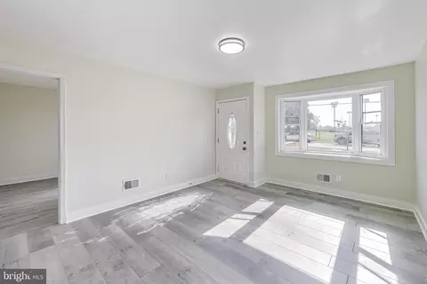 Living - 2523 Gehb Ave, Halethorpe, MD 21227 photo 1 of 3