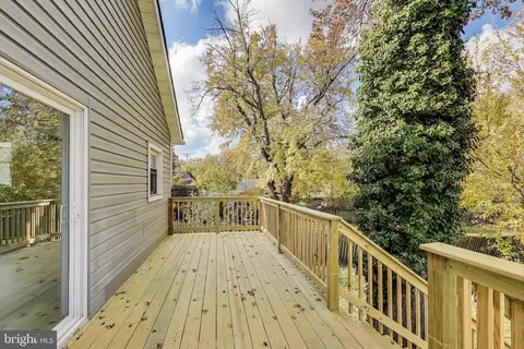 Exterior - 2523 Gehb Ave, Halethorpe, MD 21227 photo 5 of 11