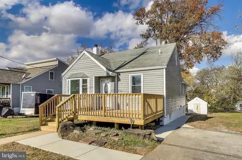 2523 Gehb Ave, Halethorpe, MD 21227